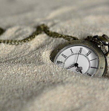 pocket-watch-3156771_640